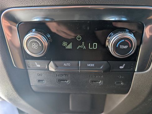 New 2026 GMC Yukon XL Elevation w/ Elevation Premium Package image 19