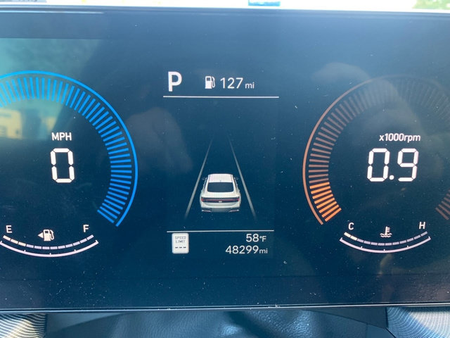 Used 2025 Hyundai Sonata SEL FWD image 31