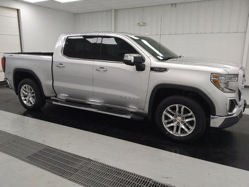 Used 2019 GMC Sierra 1500 SLT w/ SLT Premium Plus Package AWD/4WD image 11
