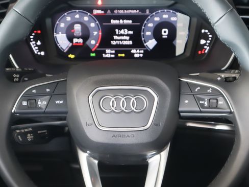 New 2025 Audi Q3 2.0T Premium image 18