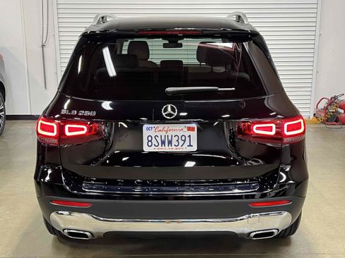 Used 2020 Mercedes-Benz GLB 250 image 45