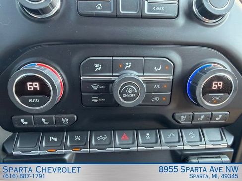 Used 2021 GMC Sierra 1500 AT4 w/ AT4 Premium Package AWD/4WD image 29