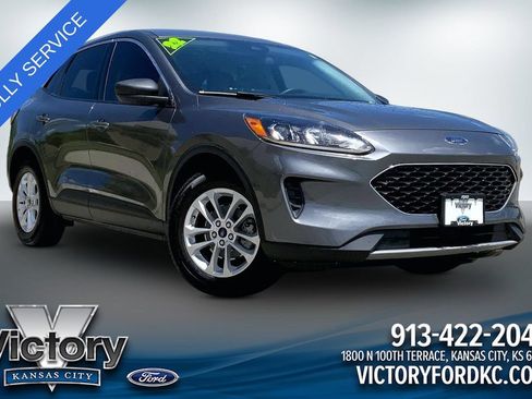 Used 2022 Ford Escape SE FWD image 1