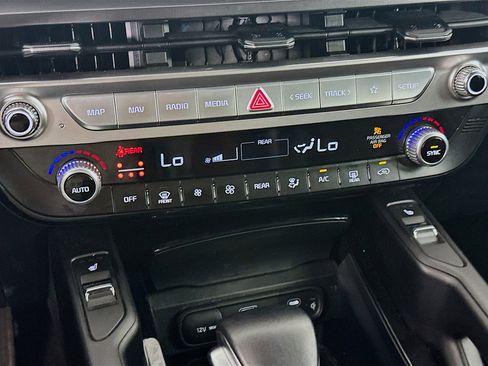 Used 2025 Kia Telluride S image 24