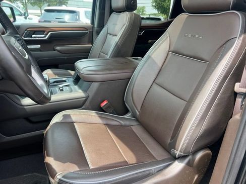 Used 2023 GMC Sierra 1500 Denali w/ Technology Package AWD/4WD image 24