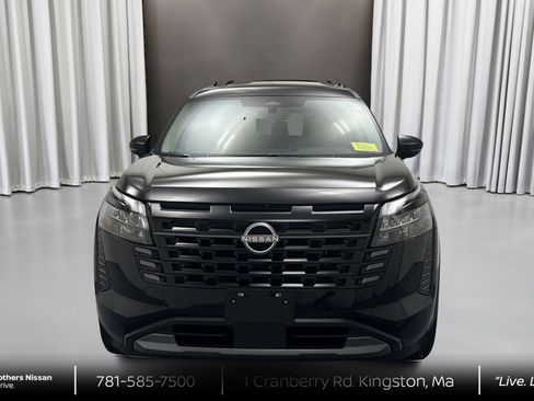 New 2026 Nissan Pathfinder SL w/ SL Premium Package AWD/4WD image 2