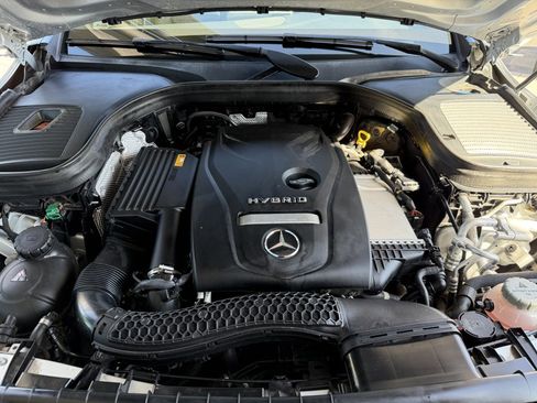 Used 2020 Mercedes-Benz GLC 350e 4MATIC image 49