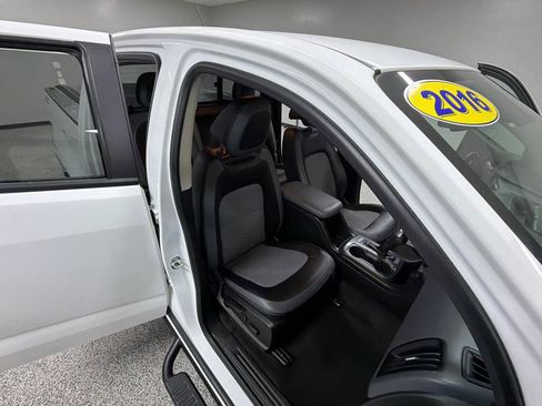 Used 2016 Chevrolet Colorado Z71 RWD image 28