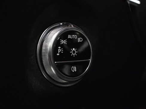 Used 2024 Mercedes-Benz C 300 C 300 image 25