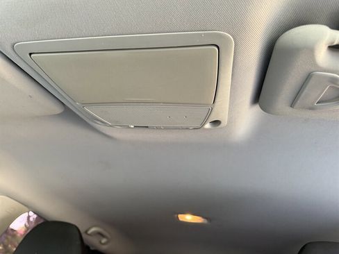 Used 2019 Nissan Rogue Sport S image 22