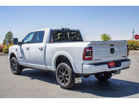 Used 2023 RAM 2500 Limited AWD/4WD image 6