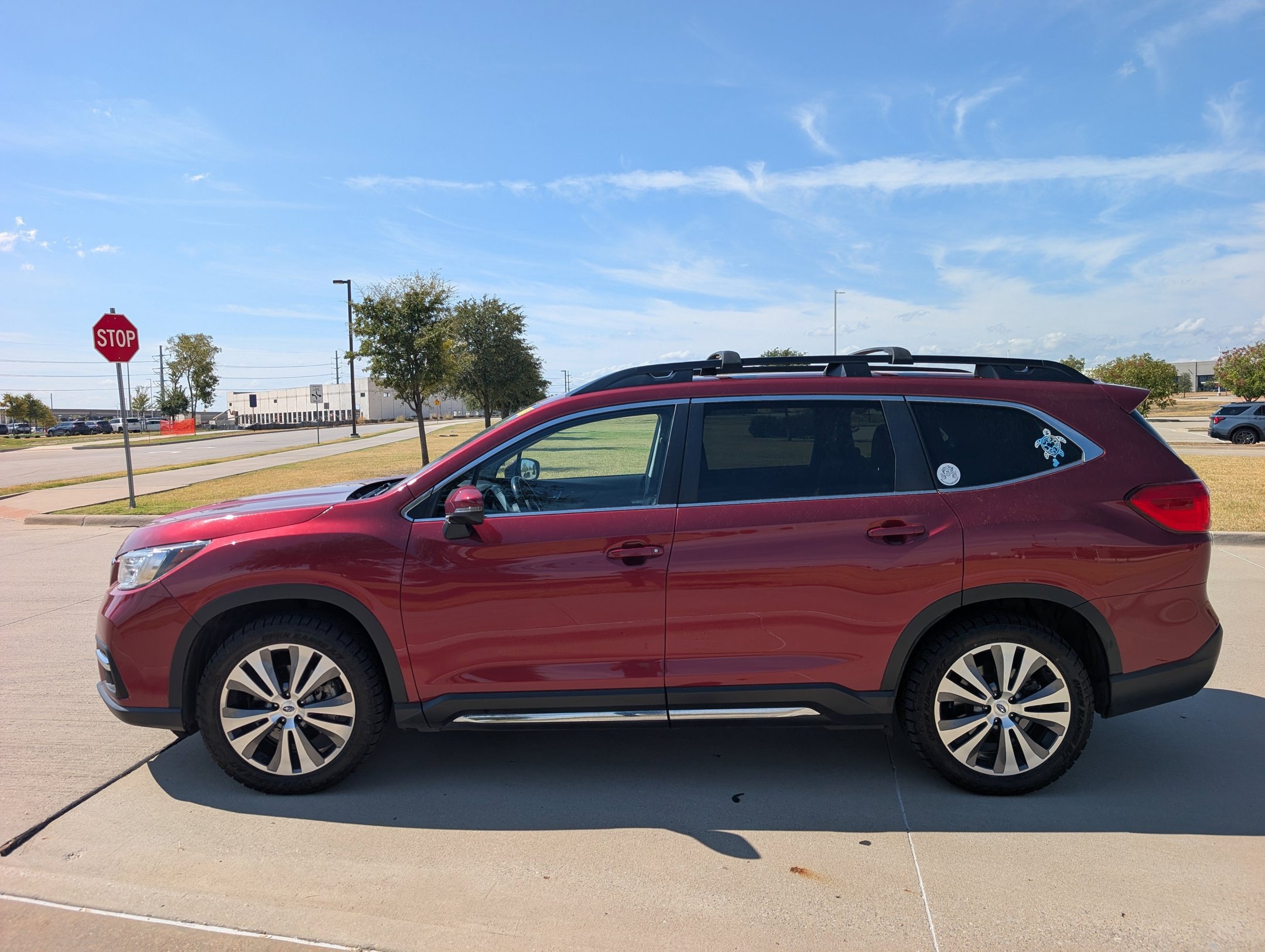 Used 2022 Subaru Ascent Limited w/ Technology Package AWD/4WD image 8
