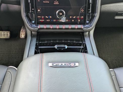 Used 2025 GMC Yukon XL AT4 Ultimate w/ LPO, Floor Liner Package AWD/4WD image 24