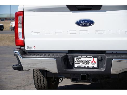 Used 2024 Ford F250 XLT image 10