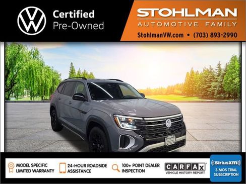 Used 2024 Volkswagen Atlas Peak Edition SE image 1