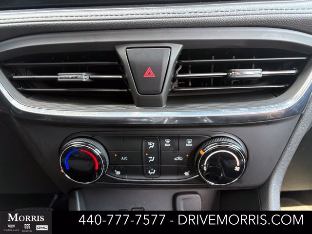 Certified 2024 Buick Encore GX Preferred w/ Comfort Package FWD image 28