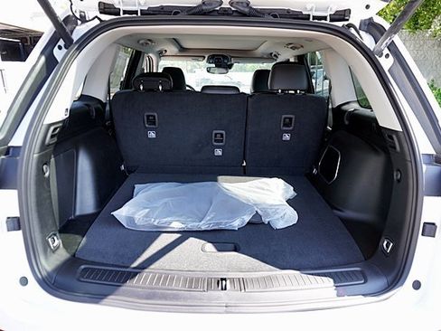 New 2023 Jeep Grand Cherokee 4WD 4xe image 16