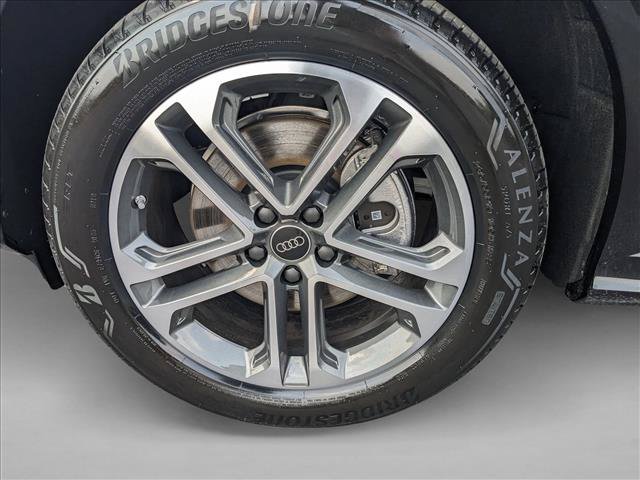Used 2025 Audi Q5 Premium w/ Convenience Package AWD/4WD image 20