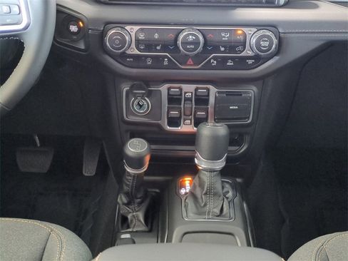 New 2025 Jeep Wrangler Sahara w/ Safety Group image 19