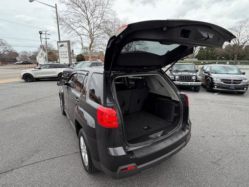 Used 2014 GMC Terrain SLE FWD image 16