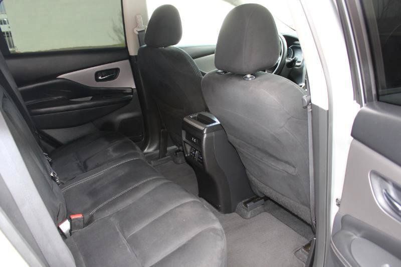 Used 2021 Nissan Murano SV FWD image 15