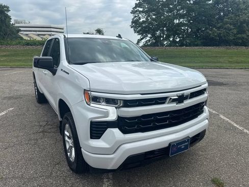 Used 2026 Chevrolet Silverado 1500 RST AWD/4WD image 3