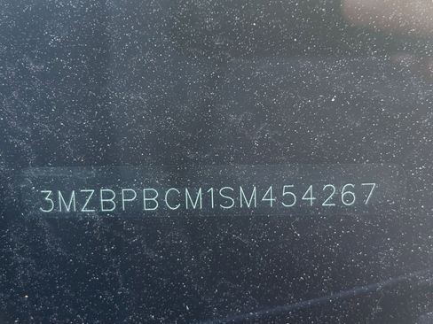 Used 2025 MAZDA MAZDA3 s image 25