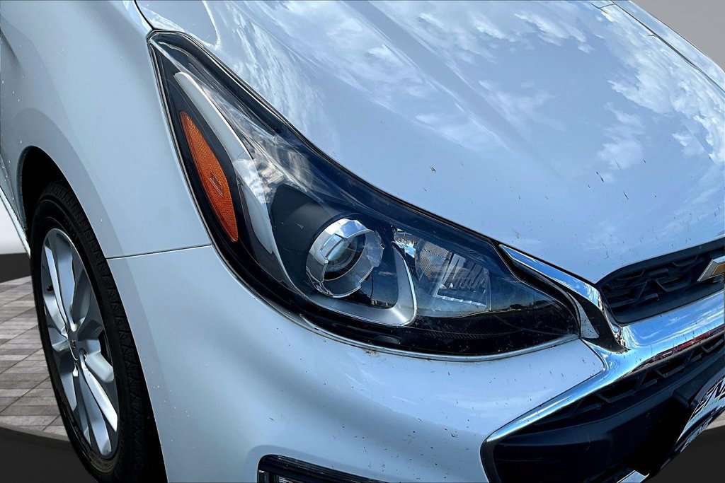 Used 2019 Chevrolet Spark LT FWD image 32