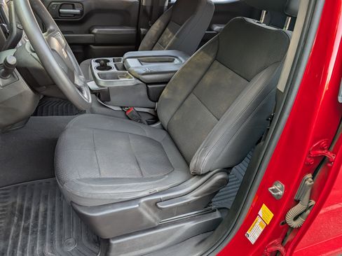 Used 2021 Chevrolet Silverado 1500 Custom image 16