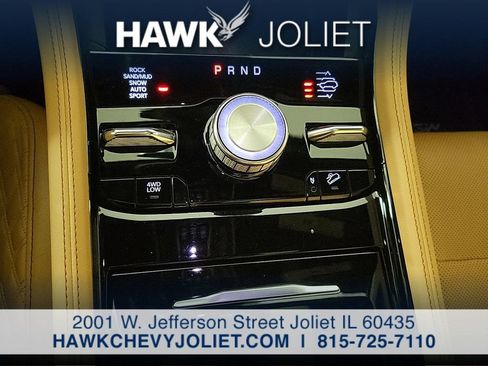 Used 2023 Jeep Grand Cherokee Summit AWD/4WD image 19