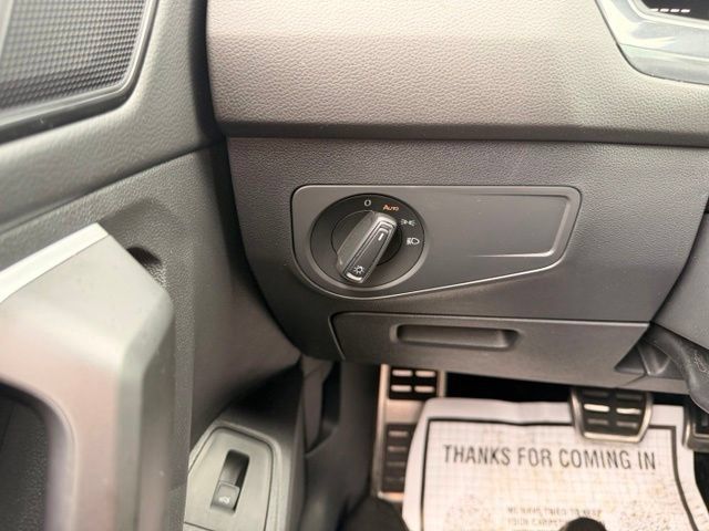 Certified 2024 Volkswagen Tiguan SE R-Line AWD/4WD image 17