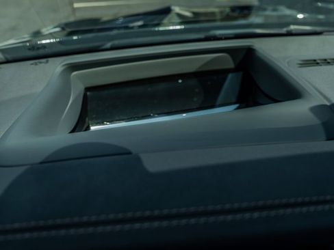 Used 2023 Mercedes-Benz EQS 580 4MATIC SUV image 25