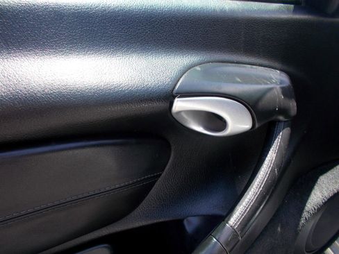 Used 2004 Porsche Boxster image 17