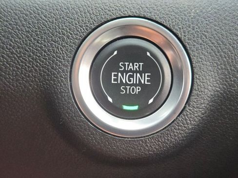 Used 2025 GMC Terrain Elevation AWD/4WD image 31