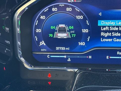 Used 2024 Chevrolet Silverado 2500 LT image 39