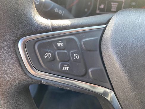 Used 2017 Chevrolet Malibu LT image 29