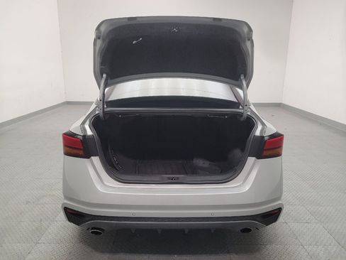 Used 2022 Nissan Altima 2.5 SR FWD image 29