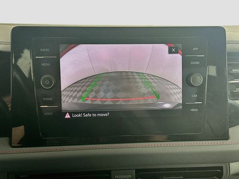 Used 2025 Volkswagen Jetta GLI Autobahn FWD image 22