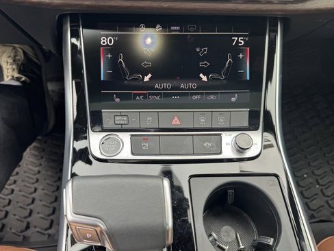 Certified 2025 Audi Q7 2.0T Premium image 18