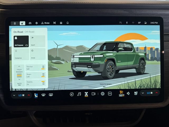 Used 2022 Rivian R1T Adventure AWD/4WD image 31