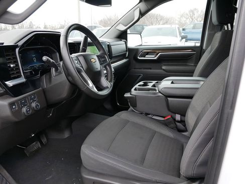 Used 2025 Chevrolet Silverado 1500 LT w/ Work Truck Package AWD/4WD image 15