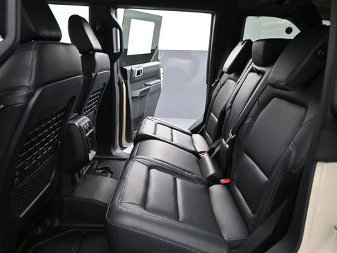 New 2026 Ford Bronco Badlands image 18