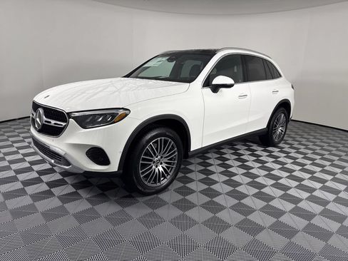 Certified 2026 Mercedes-Benz GLC 300 4MATIC image 9