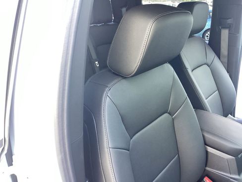 New 2026 Chevrolet Colorado LT w/ LT Convenience Package RWD image 18