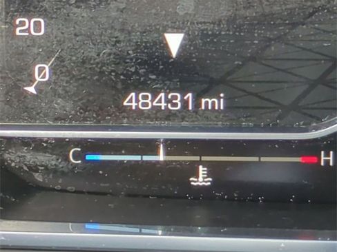 Certified 2022 GMC Yukon SLE w/ Gmc Pro Safety Plus Package image 12