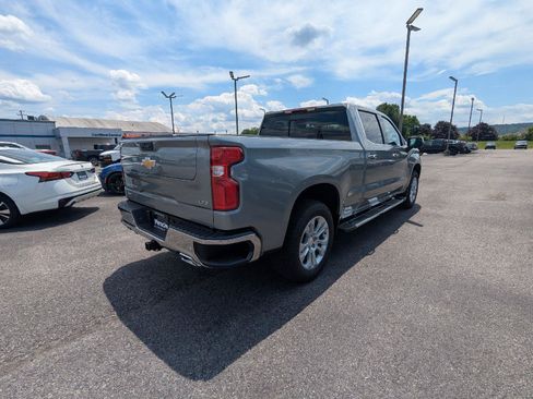 New 2026 Chevrolet Silverado 1500 LTZ w/ LTZ Premium Package AWD/4WD image 10