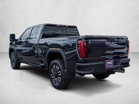 Used 2025 GMC Sierra 2500 Denali Ultimate w/ Max Trailering Package AWD/4WD image 7