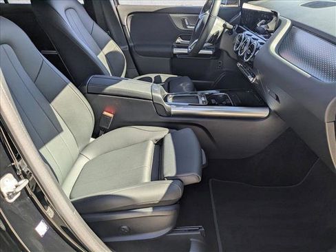 Used 2025 Mercedes-Benz GLA 250 image 20