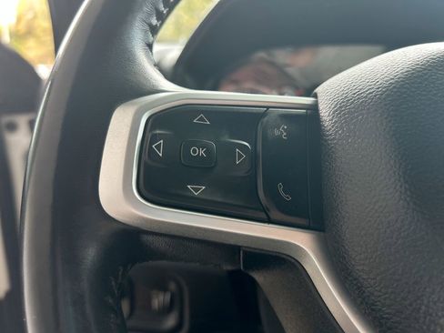 Used 2024 RAM 3500 Big Horn image 18