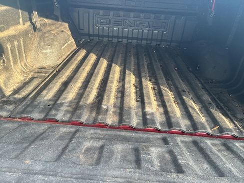 Used 2018 GMC Canyon Denali image 7